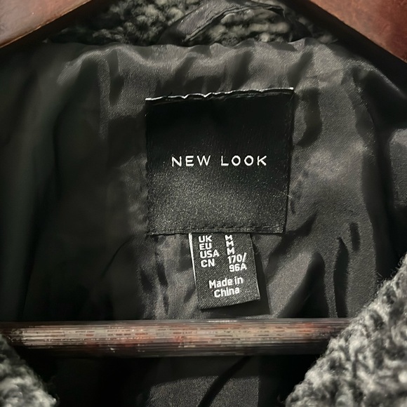 Black and gray check coat - Picture 5 of 9